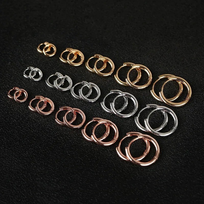 2pcs Gold Tiny Hoop Earrings Cartilage Huggie Hoops for Women Men Unisex