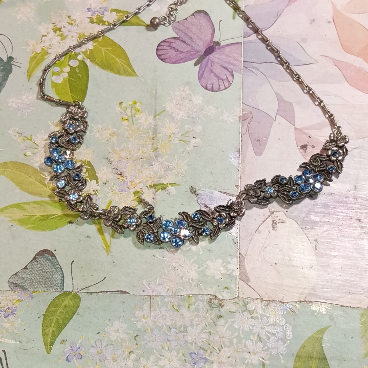Silver Tone Blue Crystal Rhinestone Floral Statement Bar Link Chain Necklace