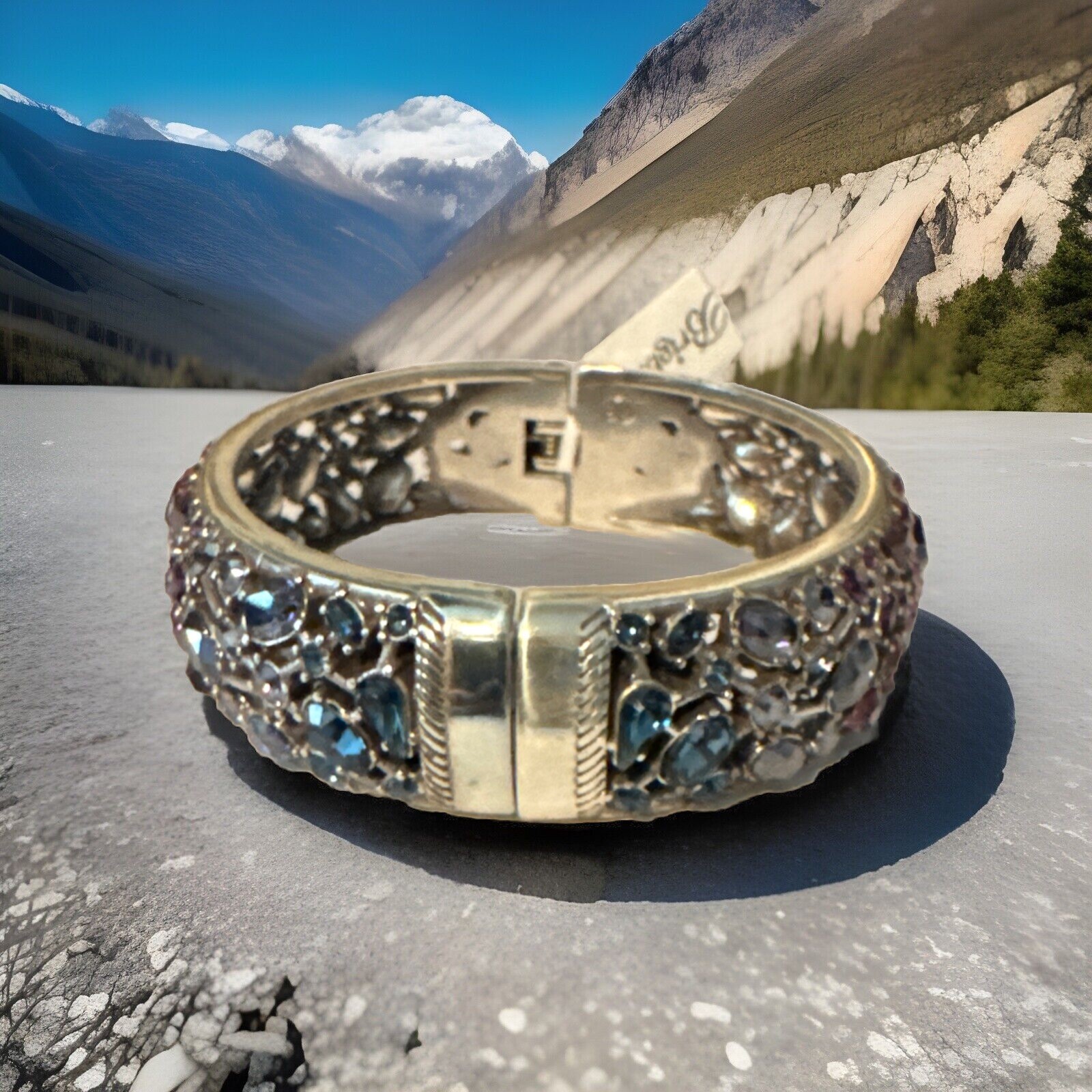 Brighton CRYSTAL LOVE Hinged Magnetic Bangle Bracelet MSRP $128 NWT Rare Find!