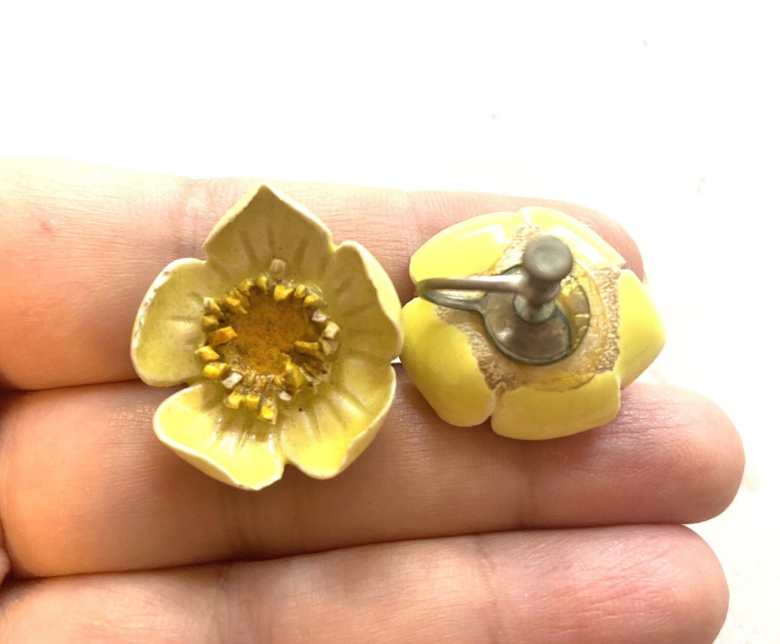 1.167 Vintage earrings with screws, ceramic flowers, yellow enamel