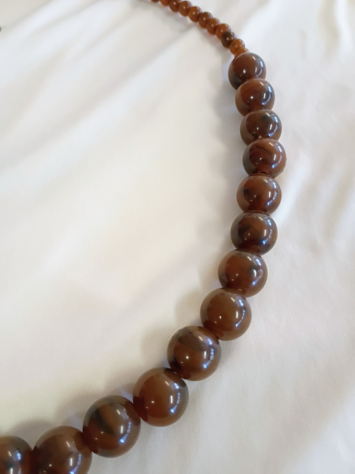 “Mississippi mud” Brown Round Beaded Necklace Ball/Bead