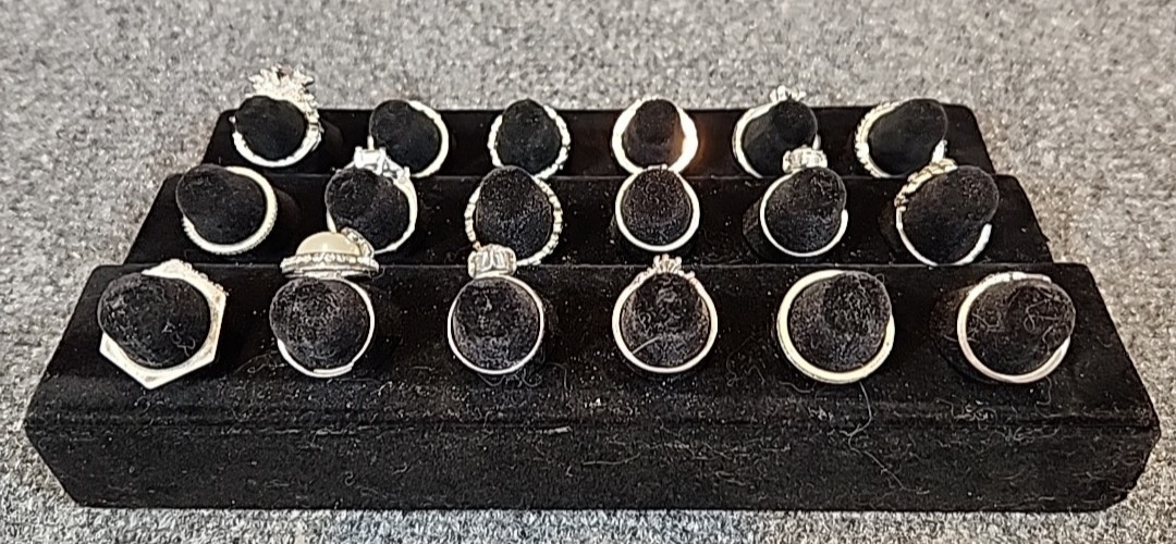 Jewelry 18 Silver Tone French Theme Rings Adjusts Sized #261 See Description
