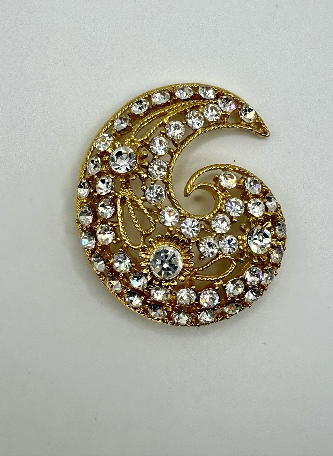 Vintage M.JENT Gold Tone Clear Rhinestone Swirl Paisley Brooch Pin Signed