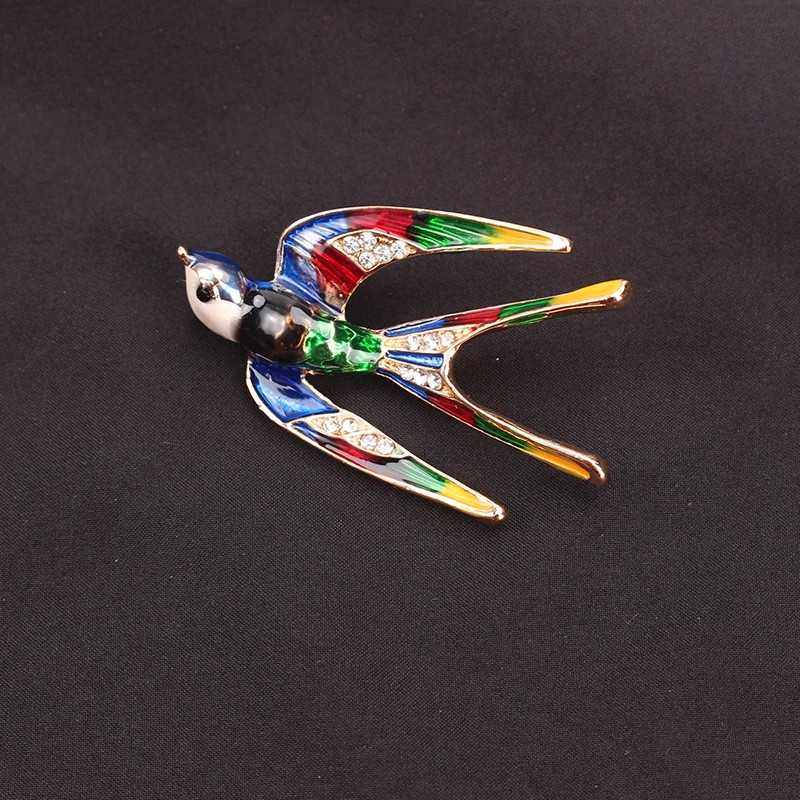 Women Men Unisex Swallow Lover Brooch Fashion Birds Pins Badge Jewelry