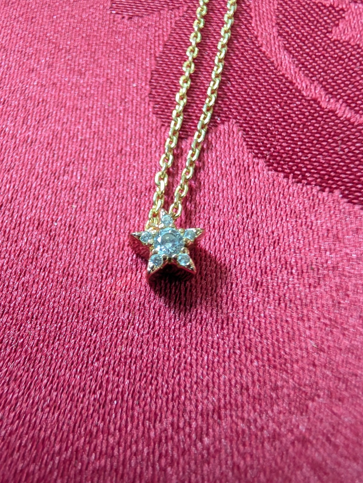 Gold Colored Star Necklace Gold Tone Chain