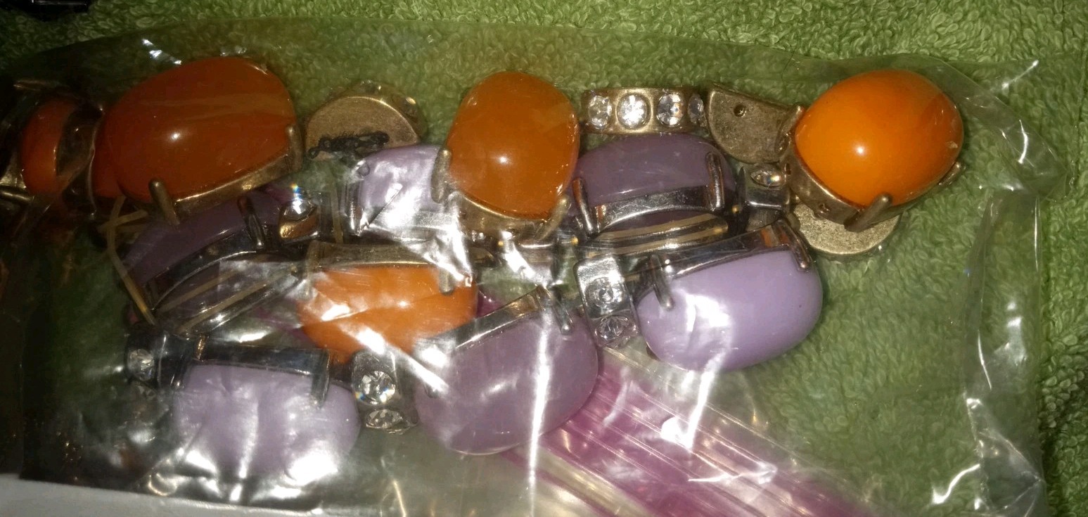 MULTIPLE FASHION BRACELETS MOST STRETCHY BUT SOME PRETTY ONES, SOME SIGNED BRASS