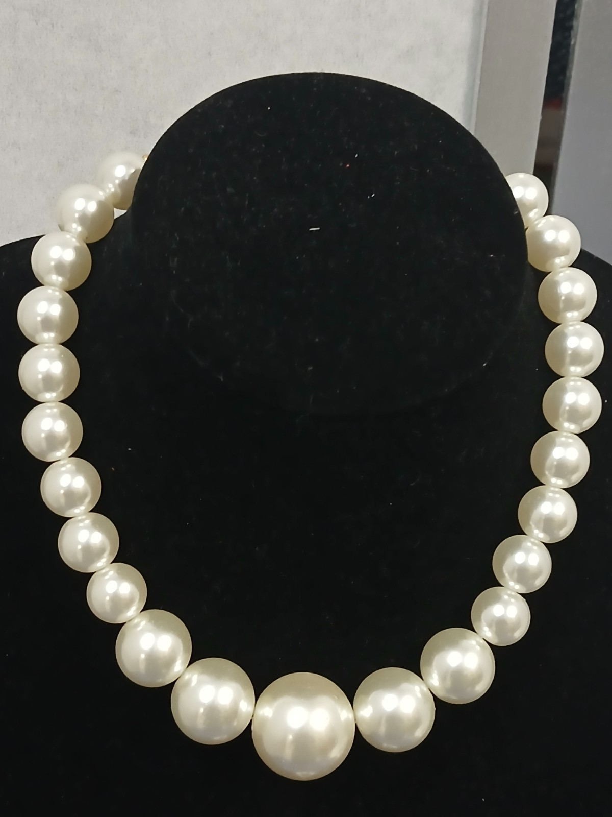 Elegant Faux Artificial Pearl Necklace Set