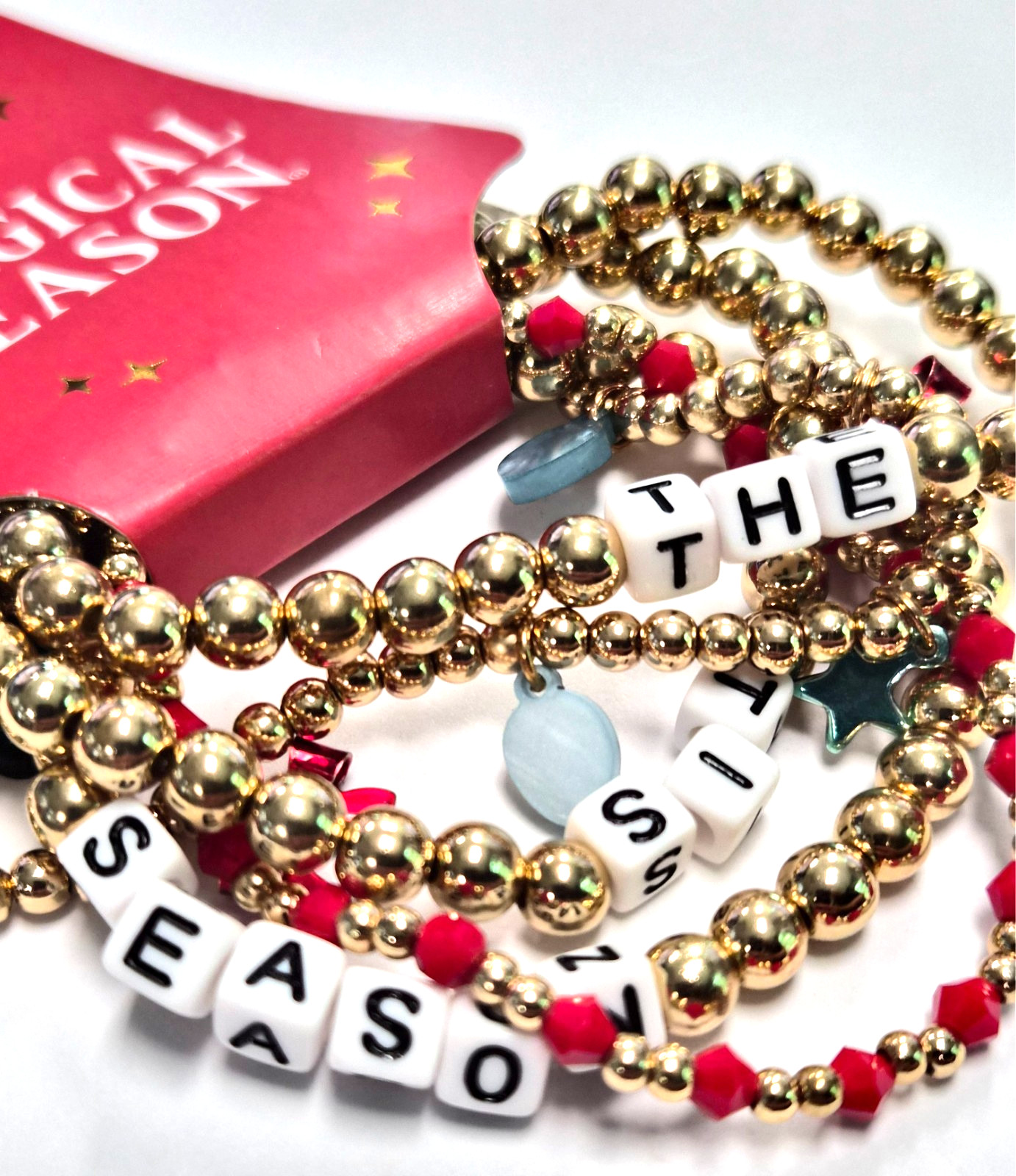 NOS Estate 5 Christmas Holiday Plastic Beaded ” TIS THE SEASON ” 6.5″ Bracelet