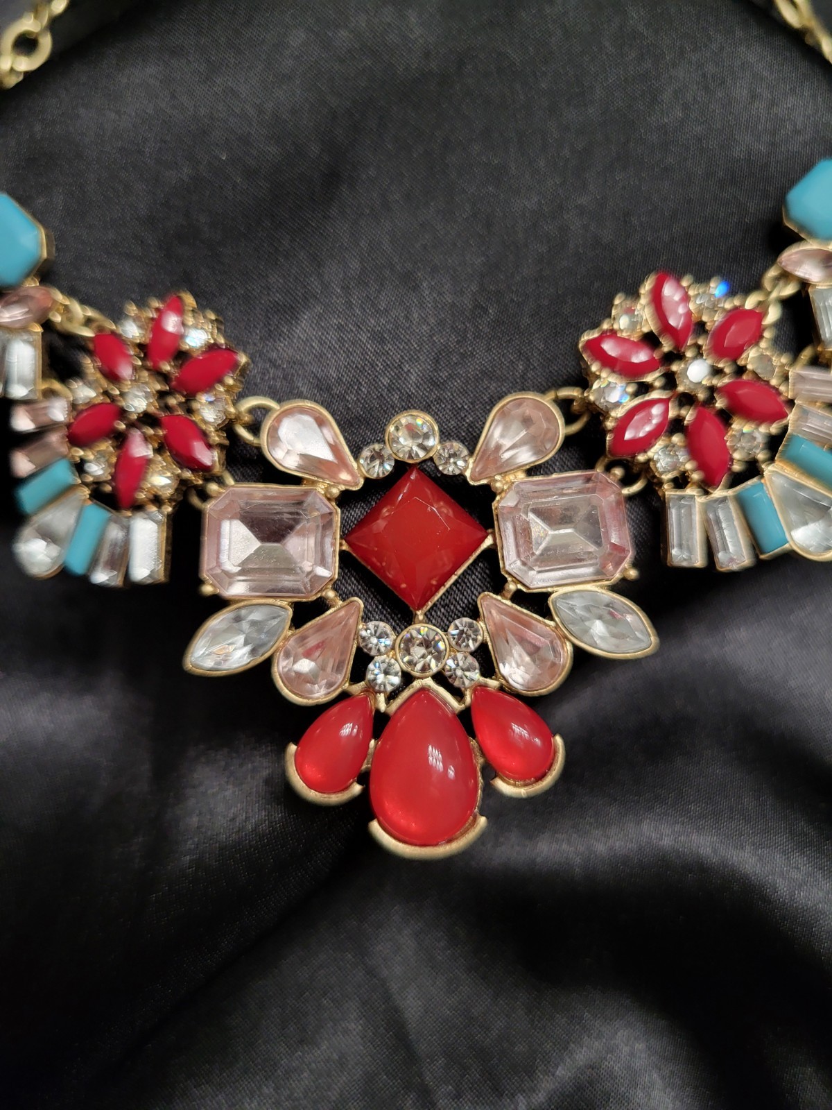 Vibrant Floral Bib Statement Necklace Gold Tone, Red & Turquoise colored stones