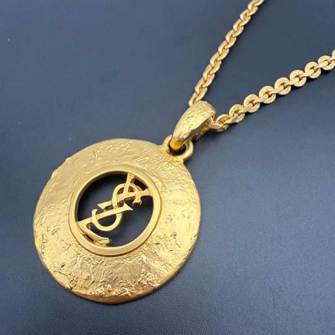 Yves Saint Laurent YSL Necklace Cassandra Medallion Gold Vintage Japan Mint 80