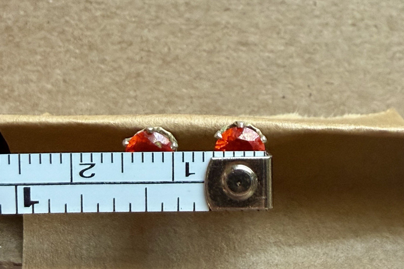 Vintage Orange Red Faceted Glass Stud Earrings Silver-Tone Prong Set Unsigned