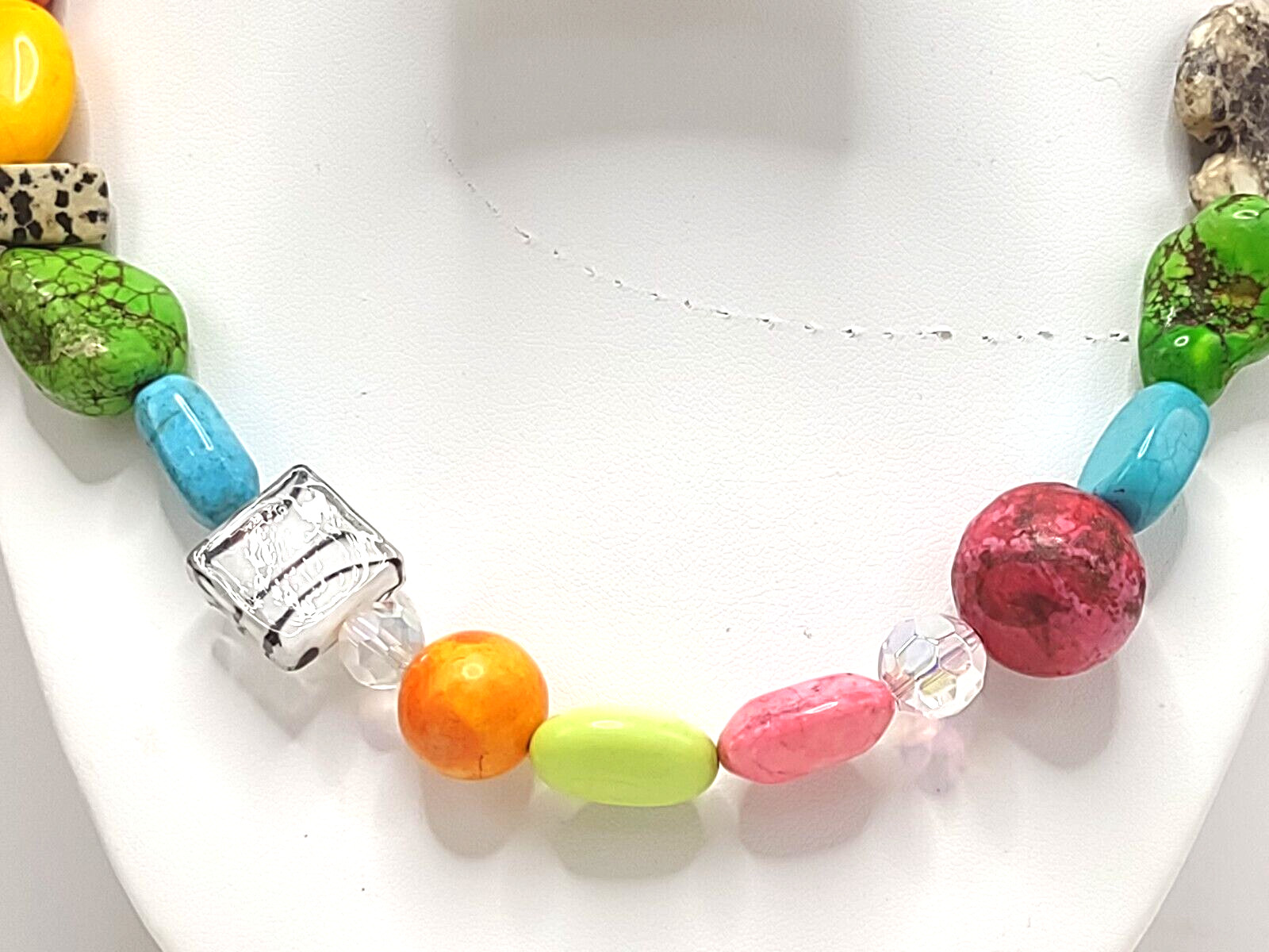 Beaded Choker 18 1/2″ Crystal, Dyed Stone & 1 Art Glass Asstd Colors & Shapes