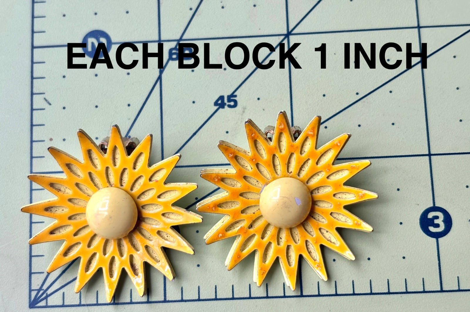 1960s Vintage Bright Yellow Star Burst Flower clip on Earrings