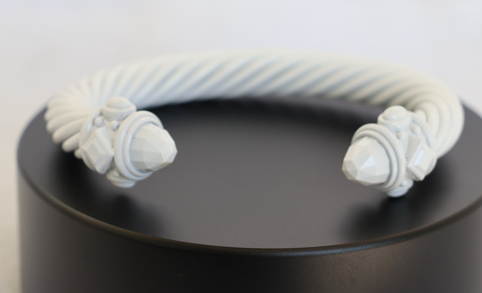 DAVID YURMAN White Aluminum Renaissance Cable Cuff Bracelet NEW
