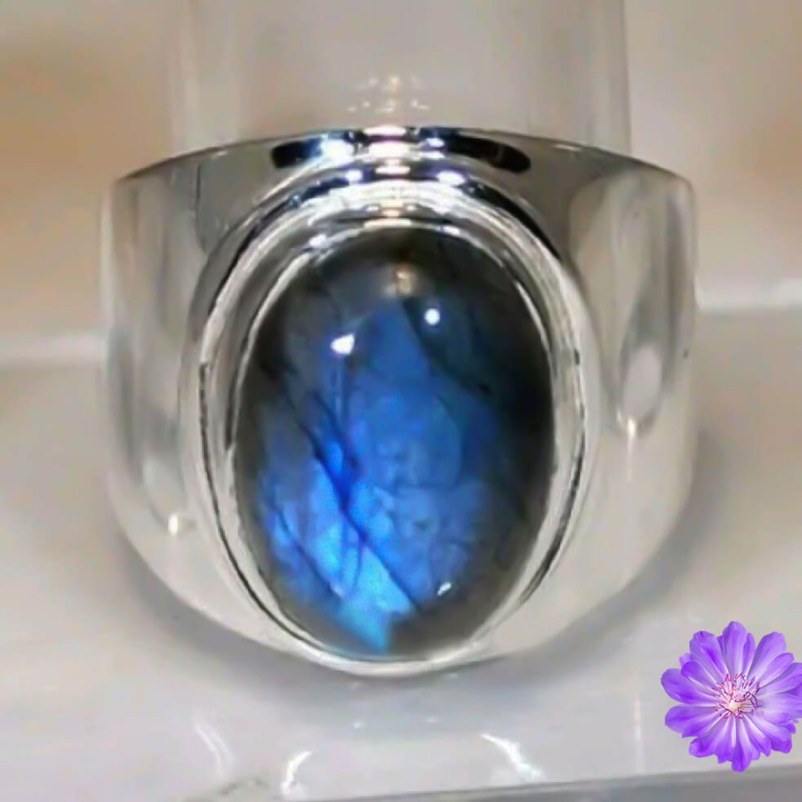 925 Sterling Silver Labradorite Gemstone Beautiful Handmade Woman Gift Ring