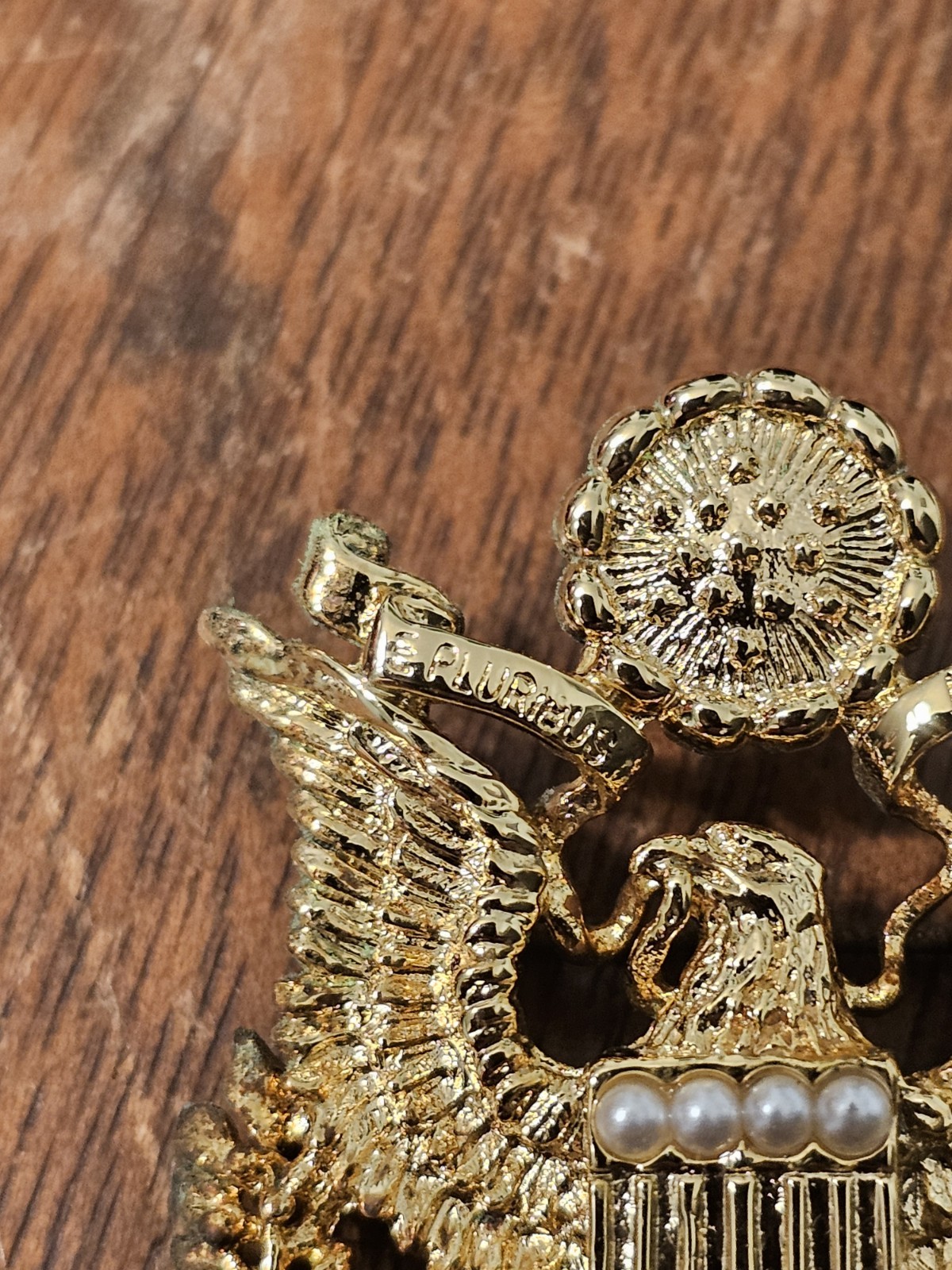 Ann Hand Great Seal Seal Of The United States Pin Brooch Gold Tone Faux Pearl