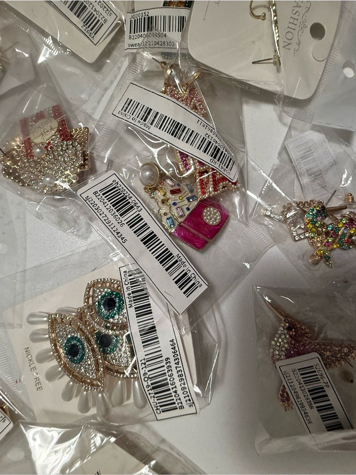 Fashion Jewelry Multicolor Crystal Brooch Lot – Pink, Blue, Green, Gold