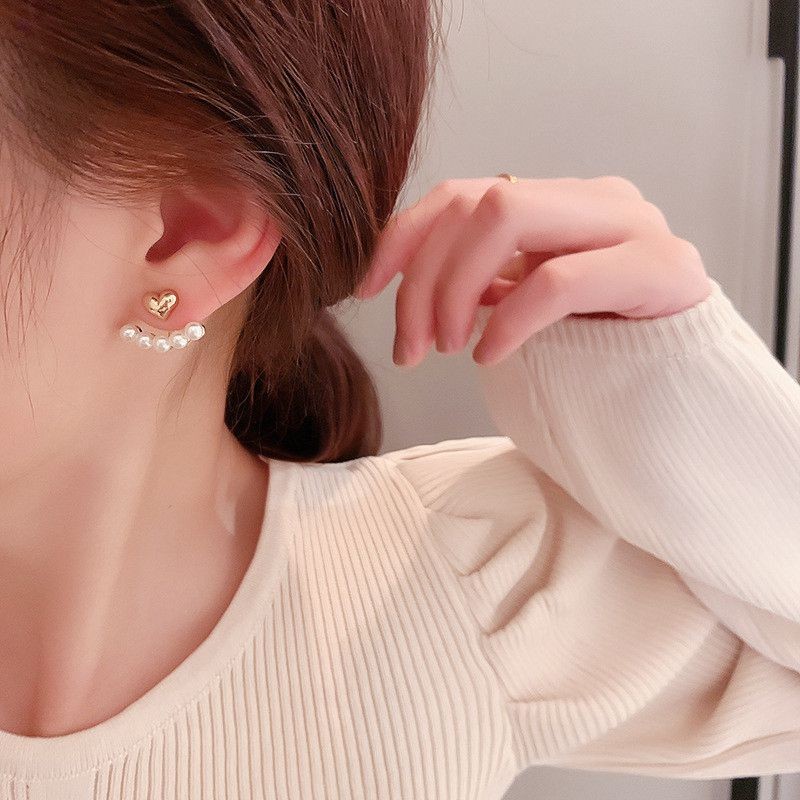 Women Pearl Earrings Back Hanging Fashion Metal Heart-Shaped New Shiny