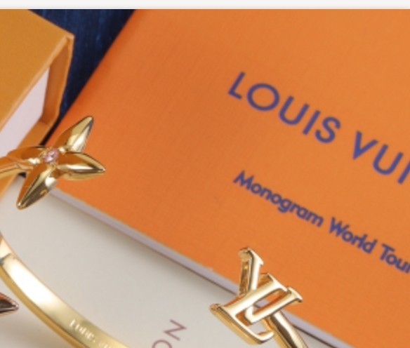 LOUIS VUITTON Bracelet Monogram Colorful Beautifull It Is Just Gorgeous