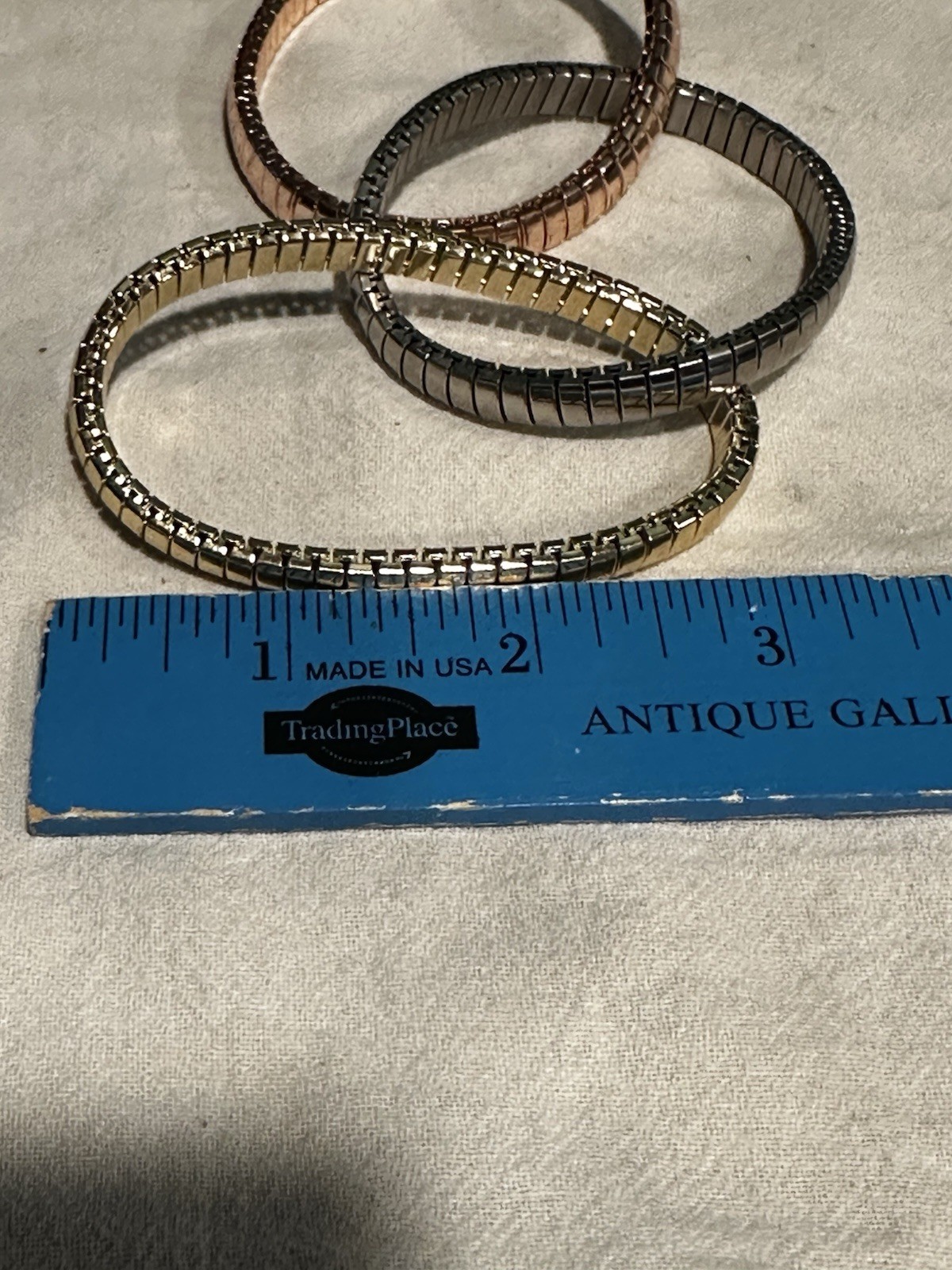 3 BAND TRI COLOR (GOLD, SILVER, ROSE GOLD) STRETCH ROLLING BRACELET SIGNED CN