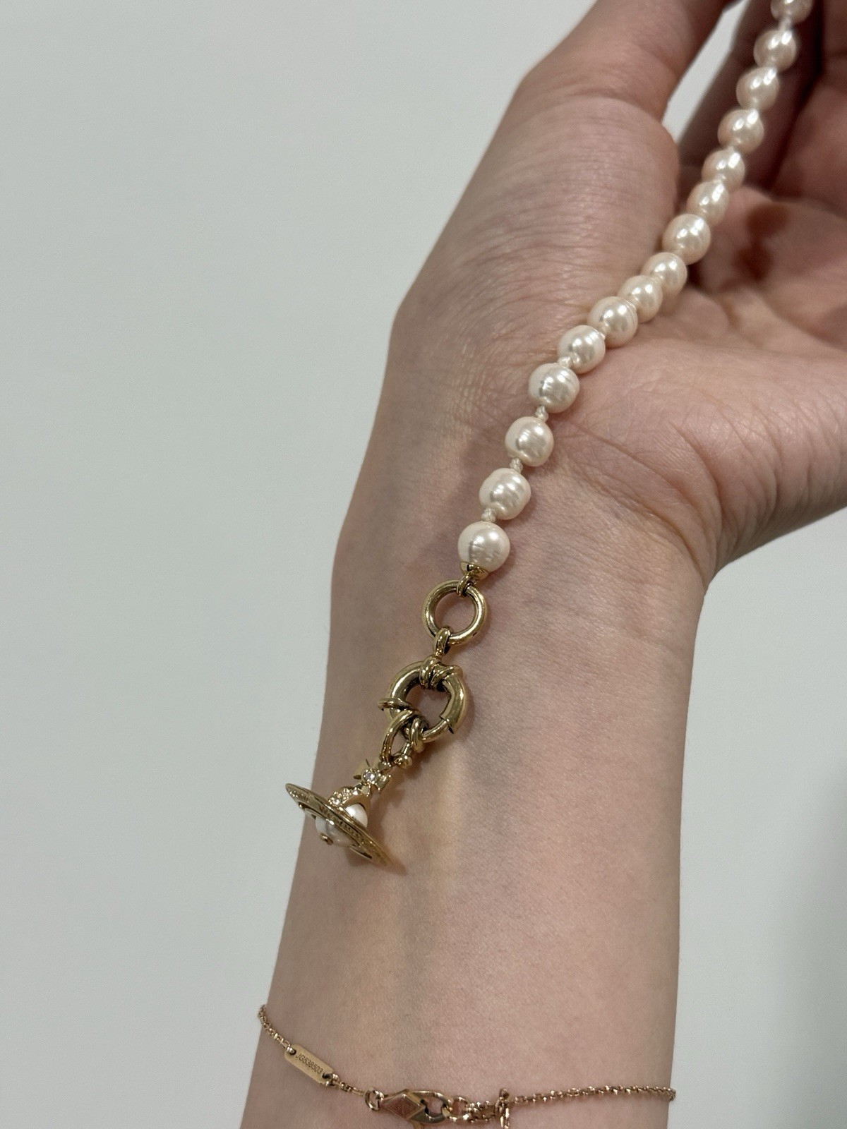 Vivienne Westwood White Faux Pearl Beaded Bracelet Gold Orb – Pre-owned