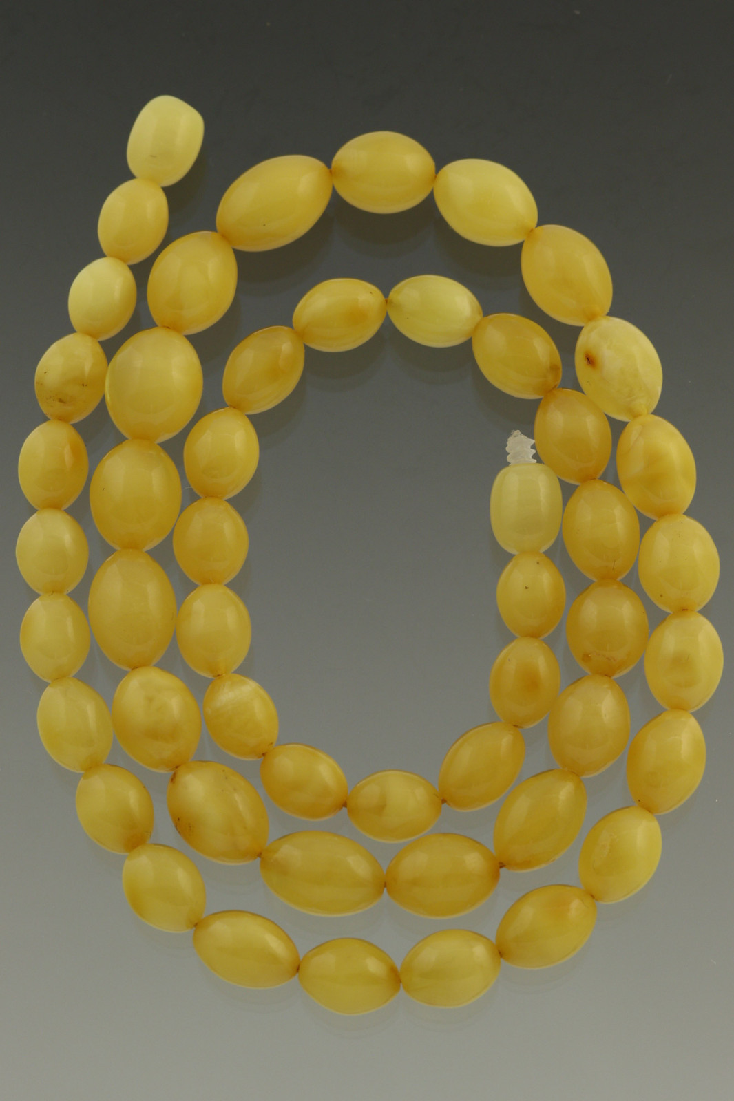 Egg Yolk Perfect Olive Beads 12x9mm Genuine BALTIC AMBER Necklace 15.7g 180814-3