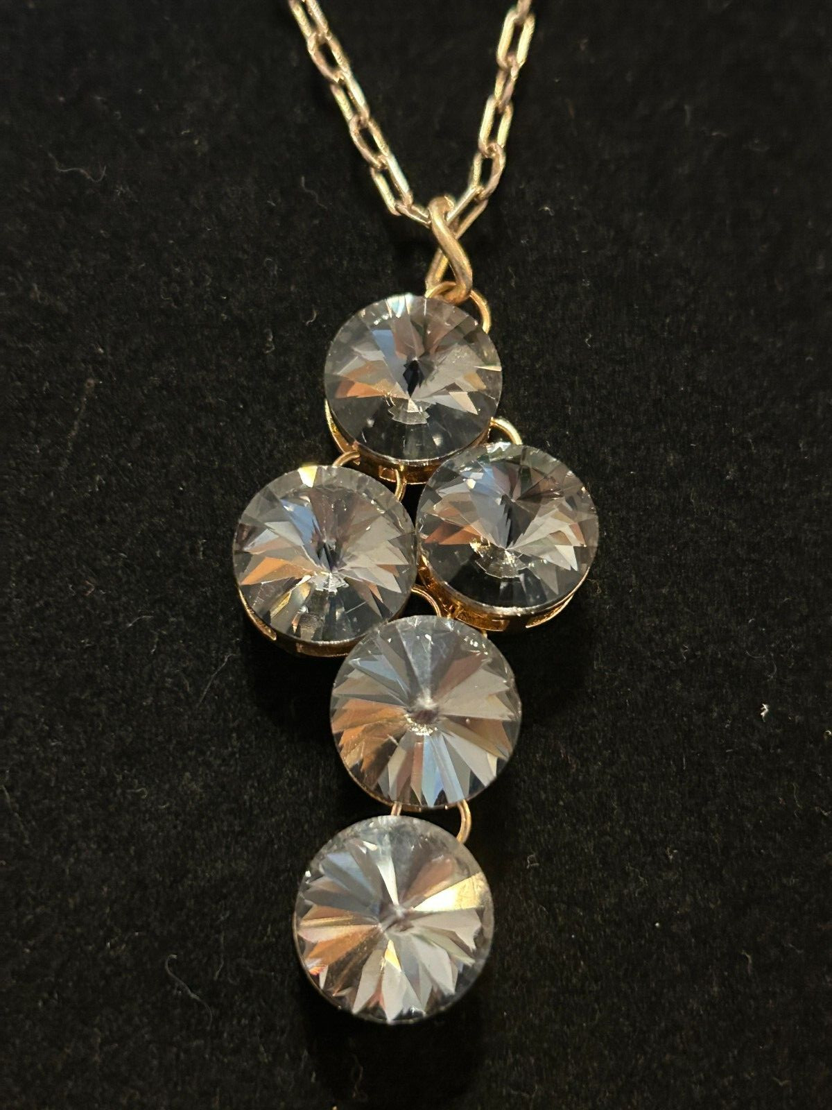 Vintage Good Quality Gold Tone Necklace with Smoky Rivoli Stones Pendant 22″