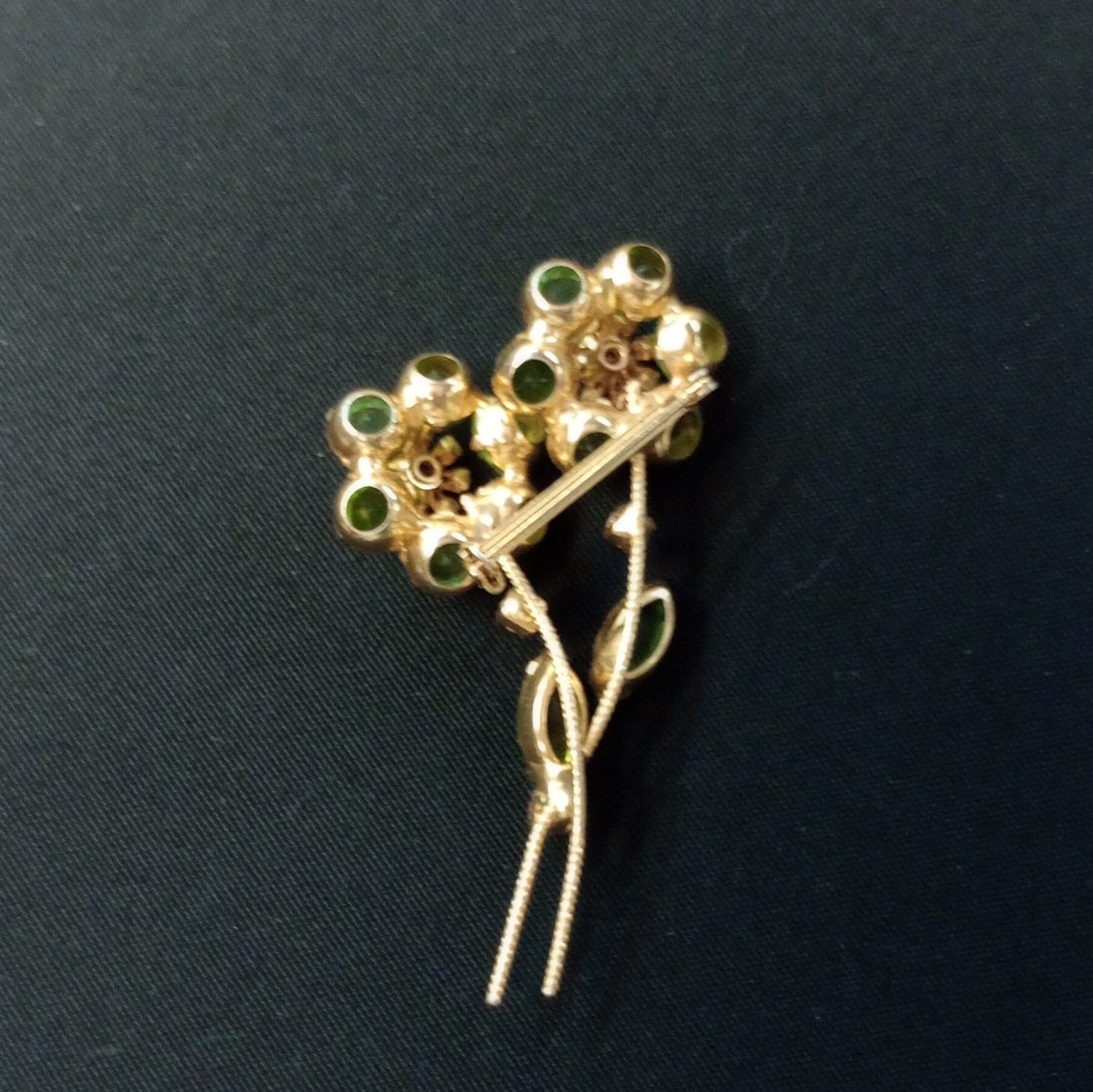 Green Rhinestone Flower Brooch Pin, Gold Tone Metal, 3 in, Prong Set
