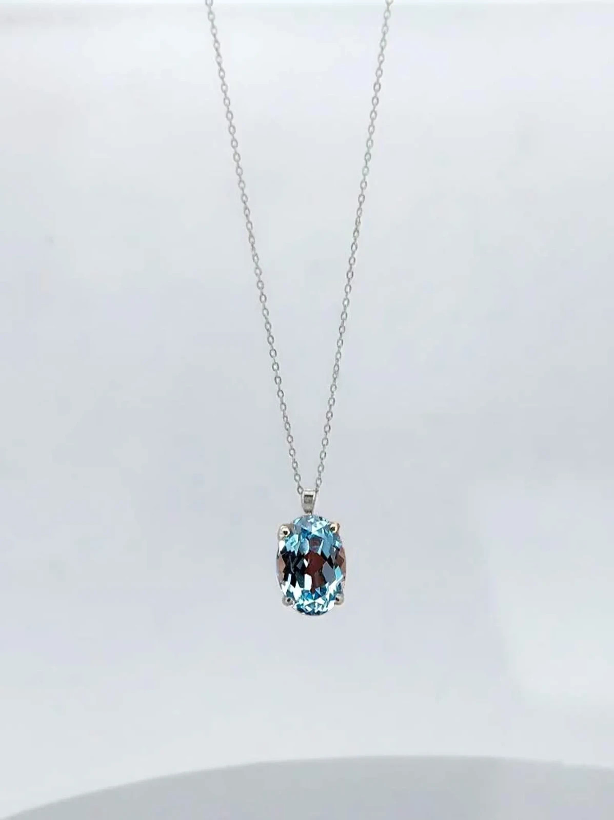 Oval Cut 20 Ct Natural Santa Maria Blue Aquamarine Pendant -925 Solid Silver