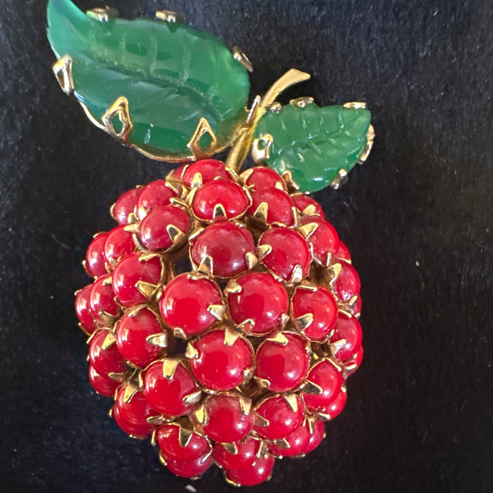 Vintage Unsigned Schreiner ? Strawberry Rhinestone Brooch Pin