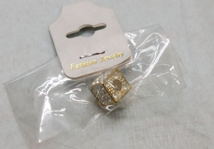 Rhinestone Cube Pendant For Necklace Charm Gold Tone Fashion Jewelry No Mark NEW