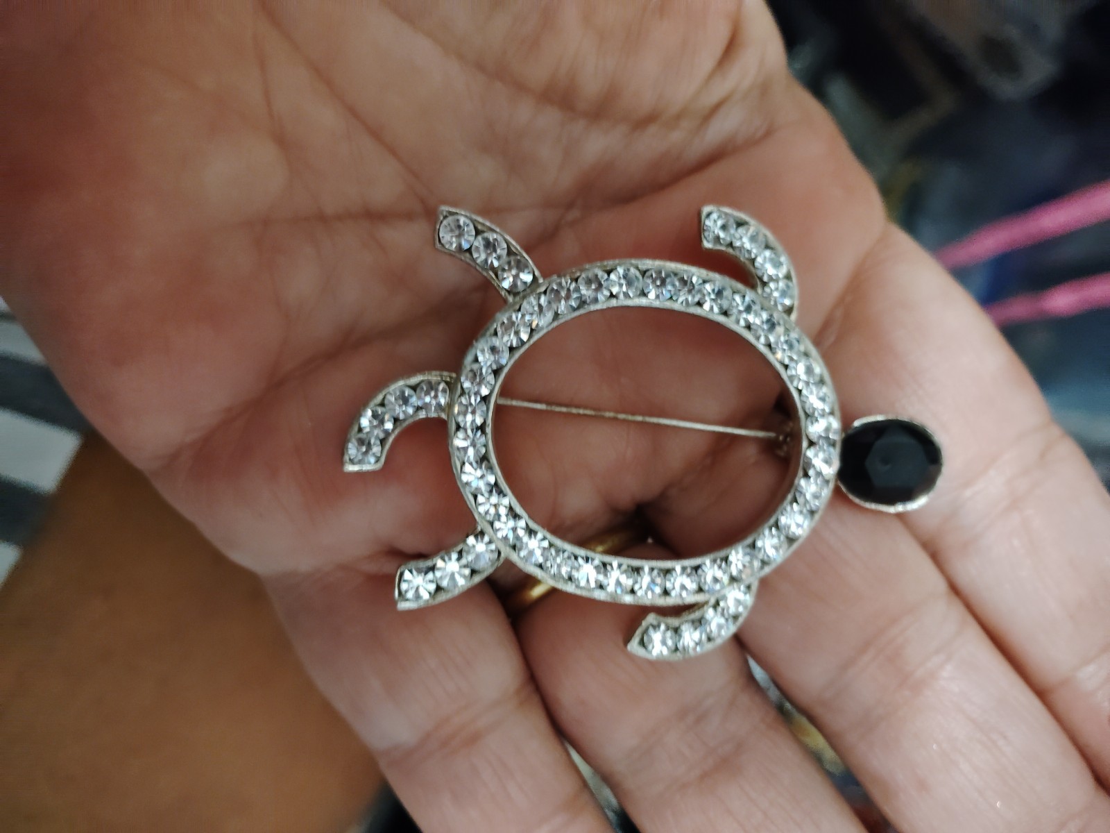 Silver Tone Turtle Brooch Pin Clear Round Pavé Rhinestones Crystal Black Accent