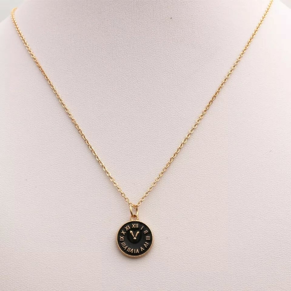 European Cothic Punk Vintage Clavicle Black Clock Tiny Time Steampunk Pendant