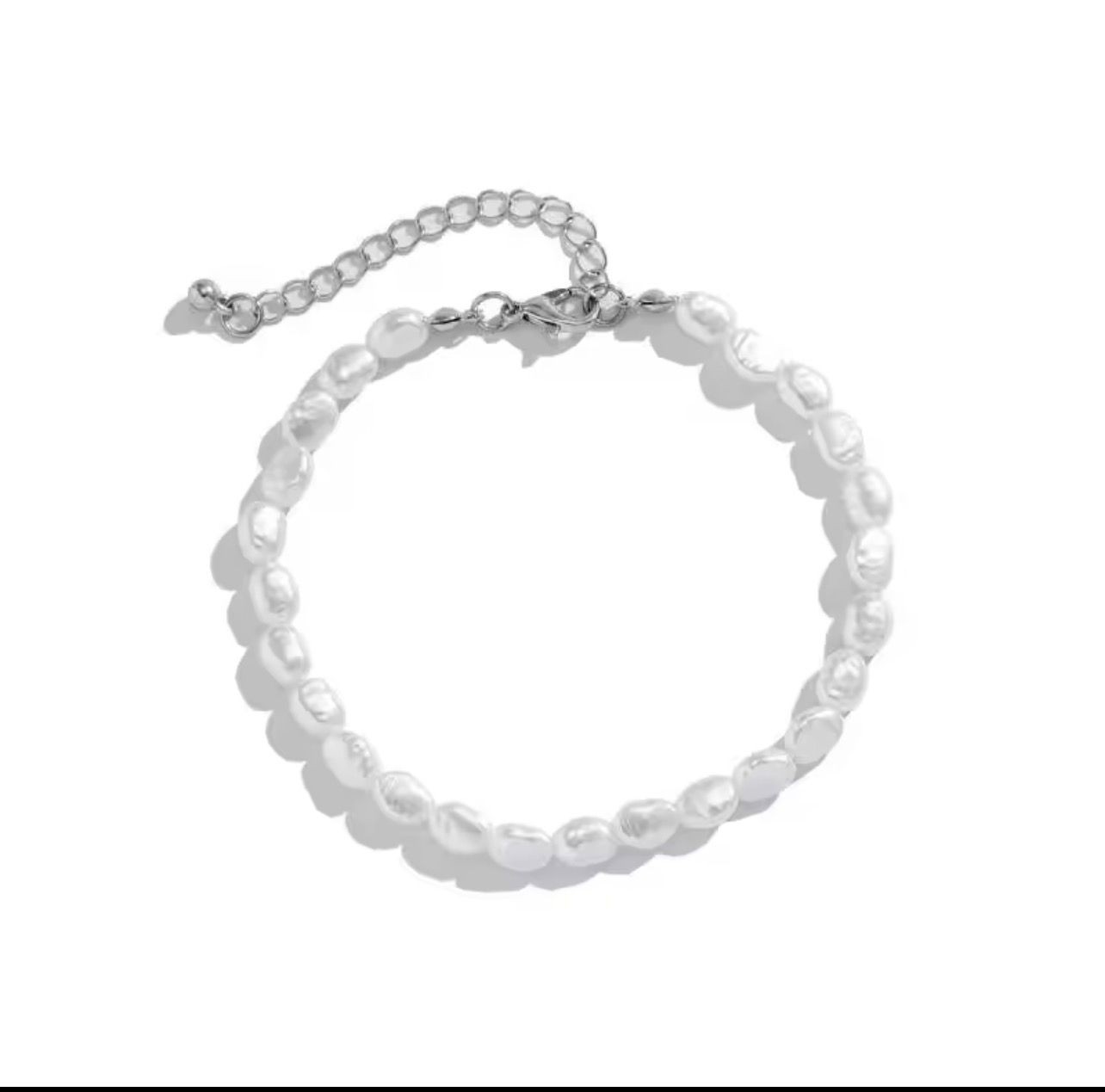 A beautiful white bracelet designed for women and suitable for everyday wear.