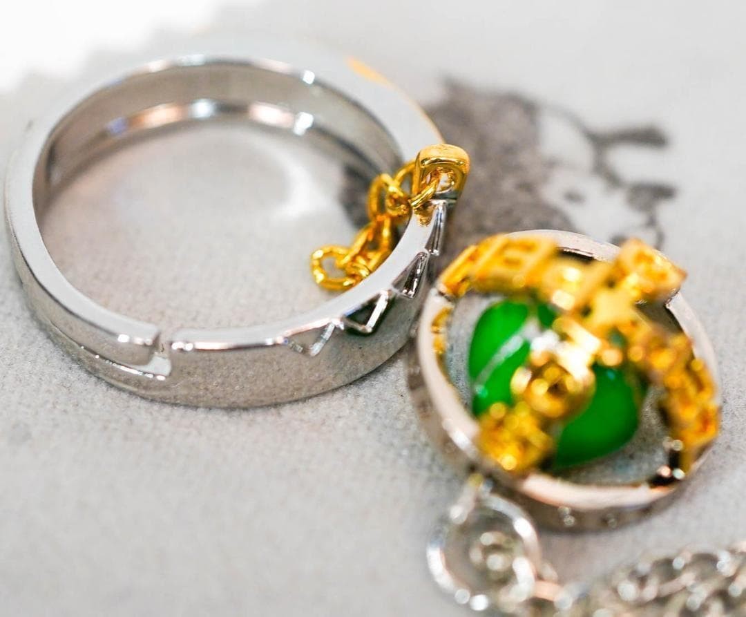 JoJo Cosplay Gyro Zeppeli Necklace Pendant Iron Ball 2 piece Set