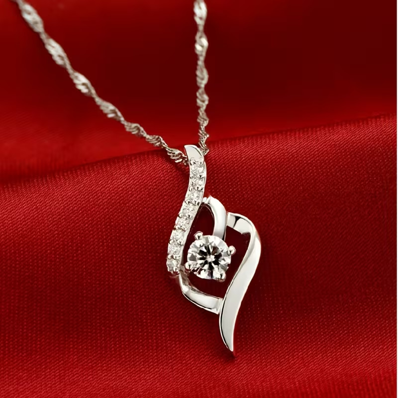 Fashionable Elegant Women’s Faux Gem Stone Pendant Necklace – Any Occasion