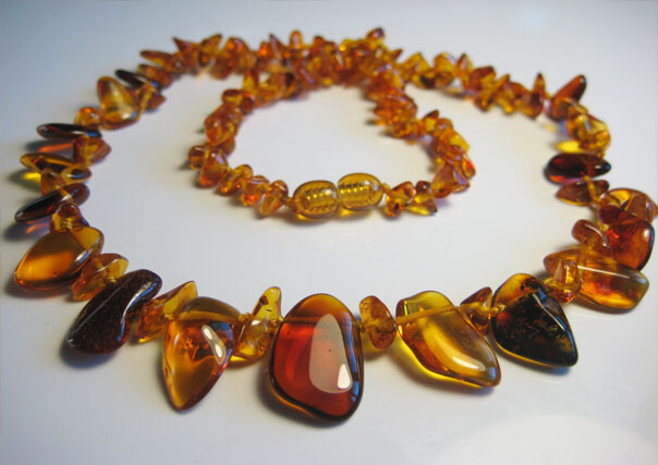 Elegant Genuine Baltic amber necklace !!!