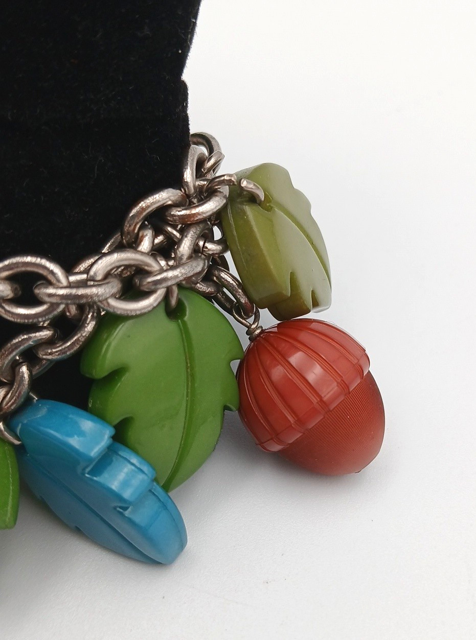 FENDI Dangle Charm Bracelet Acorns Leaves Chain Link Silver Tone READ