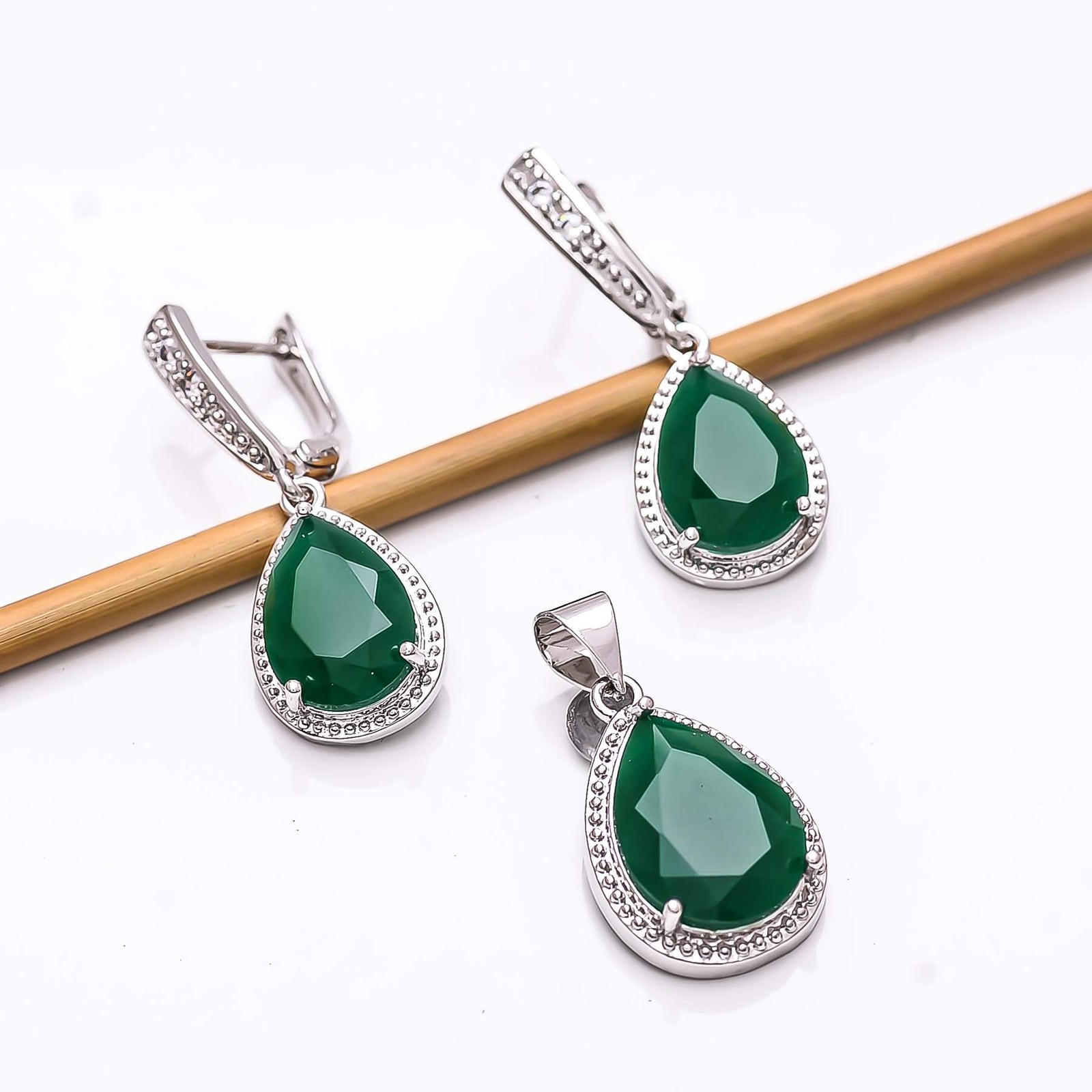 Emerald Simulated 925 Sterling Silver Pendant Earring Set PS8096, Christmas Gift