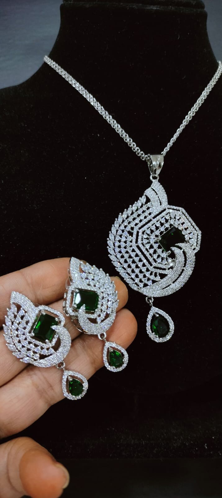 Exclusive High-Quality Chain Set with Pendant & Earrings | E – Handmade in India