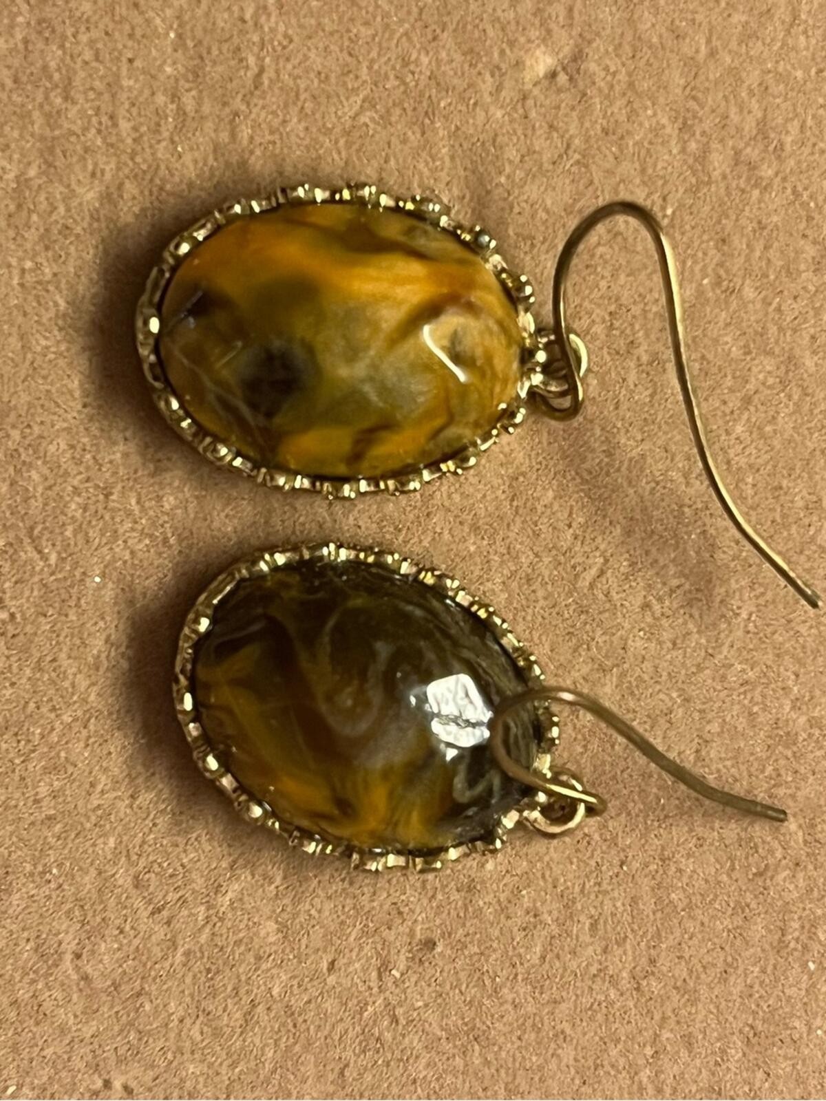 Vintage Amber Topaz Rhinestone Gold Tone Clip Earrings Designer Style