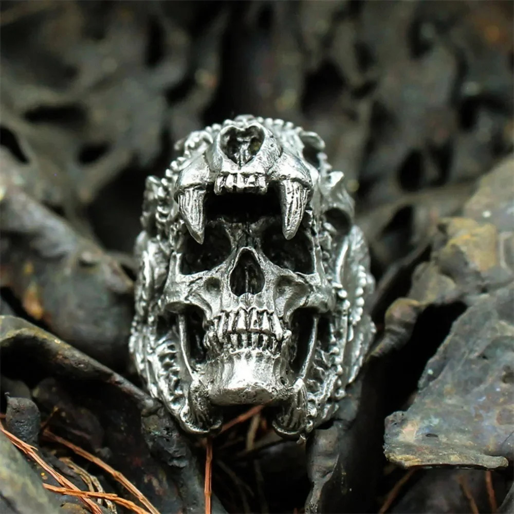 Retro Skull Ring Punk Hip Hop Men’s Fashion Street Party Jewelry Gift Ring