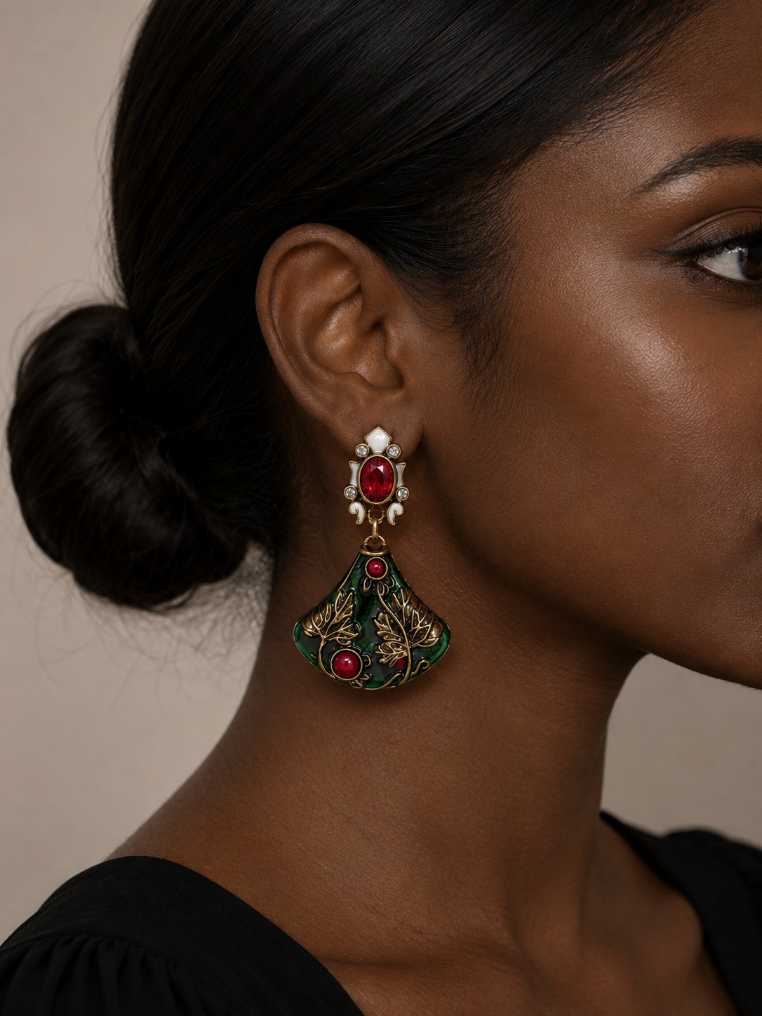 Elegant Palace Style Green Enamel Lotus Leaf Fan Shaped Earring. Women’s Jewelry