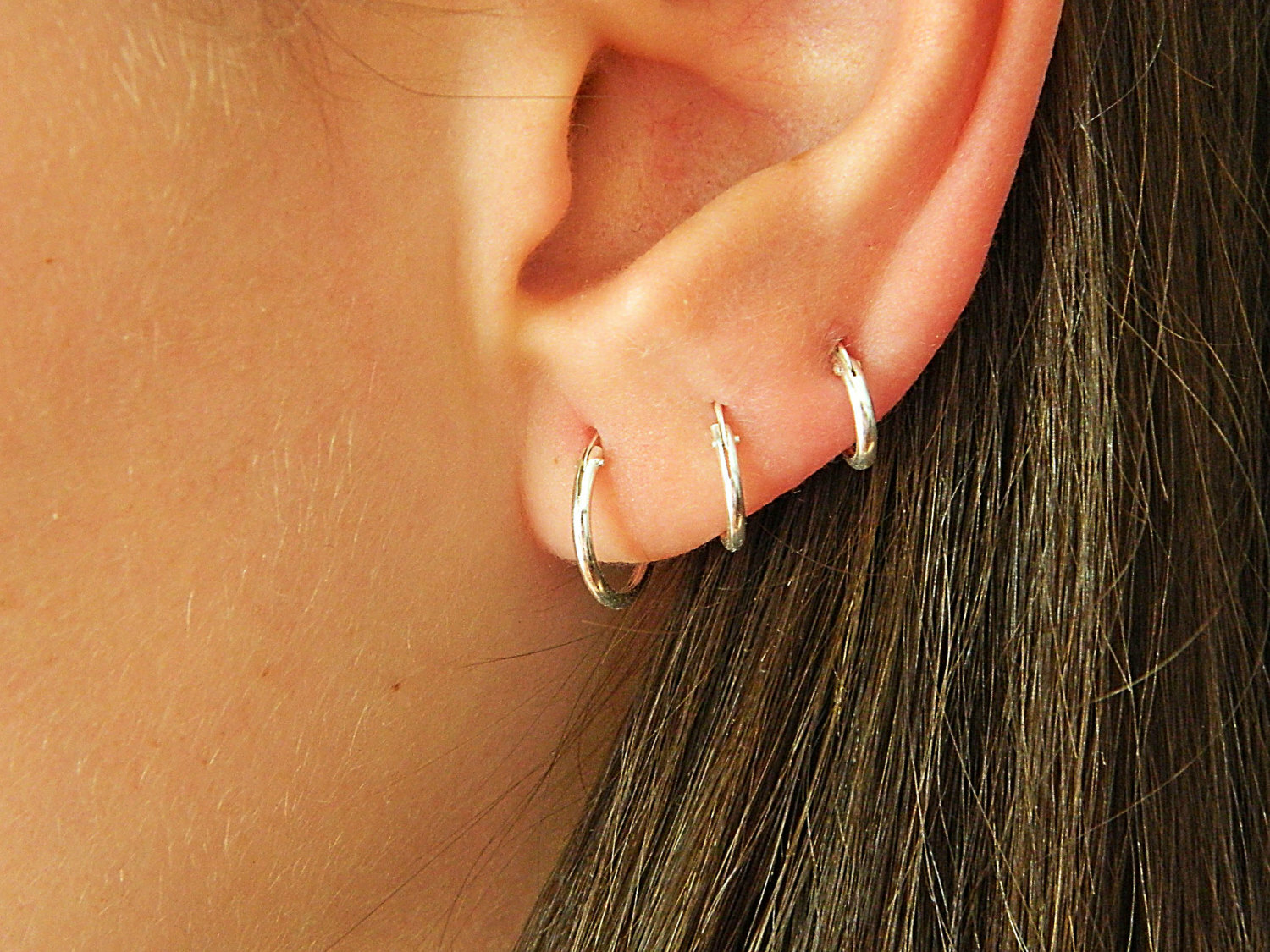 2PC Surgical Steel Huggie Hoop Sleeper Ring Earrings Lip Ear Nose Body Piercing
