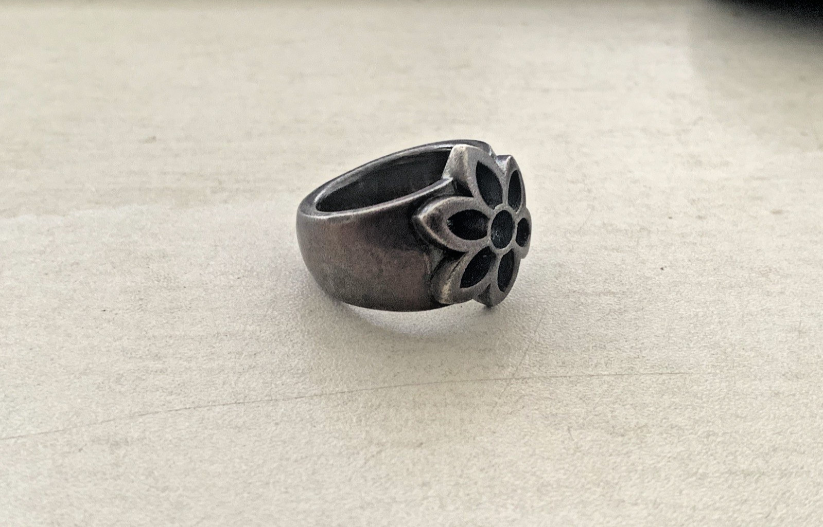 Good Art Hlywd Model19 Large Ring – Sterling Silver