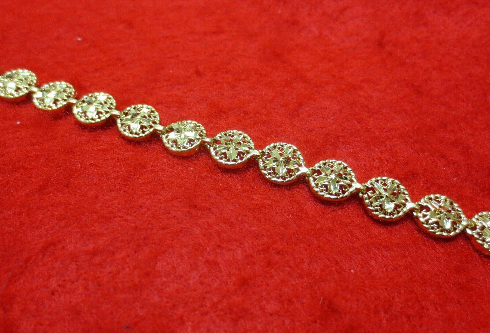7 OR 8 INCH 14KT GOLD PLATED DESIGNER SPARKLING SAND DOLLAR NAUTICAL BRACELET