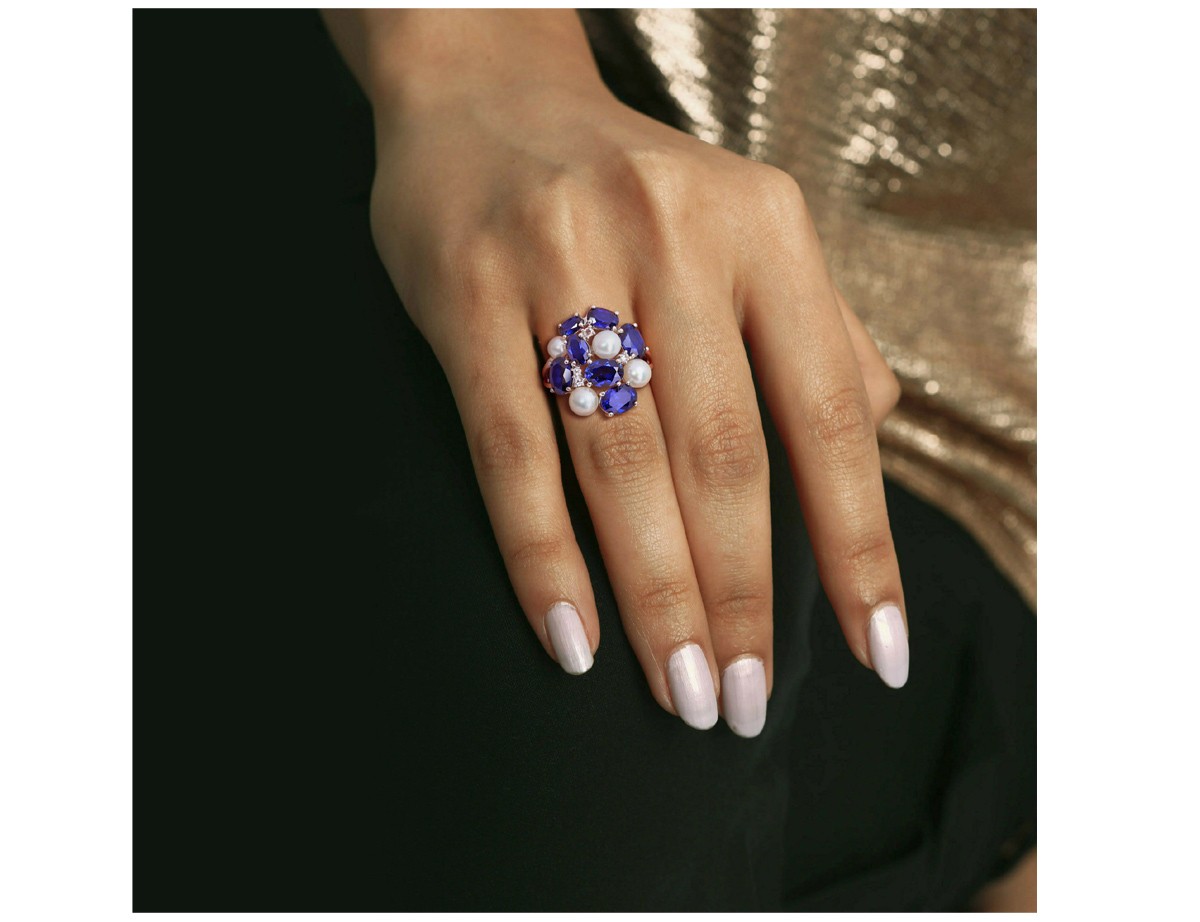 7.00 Carat (ctw) Lab-Created Blue and White Sapphire with Freshwater Cultured Pe