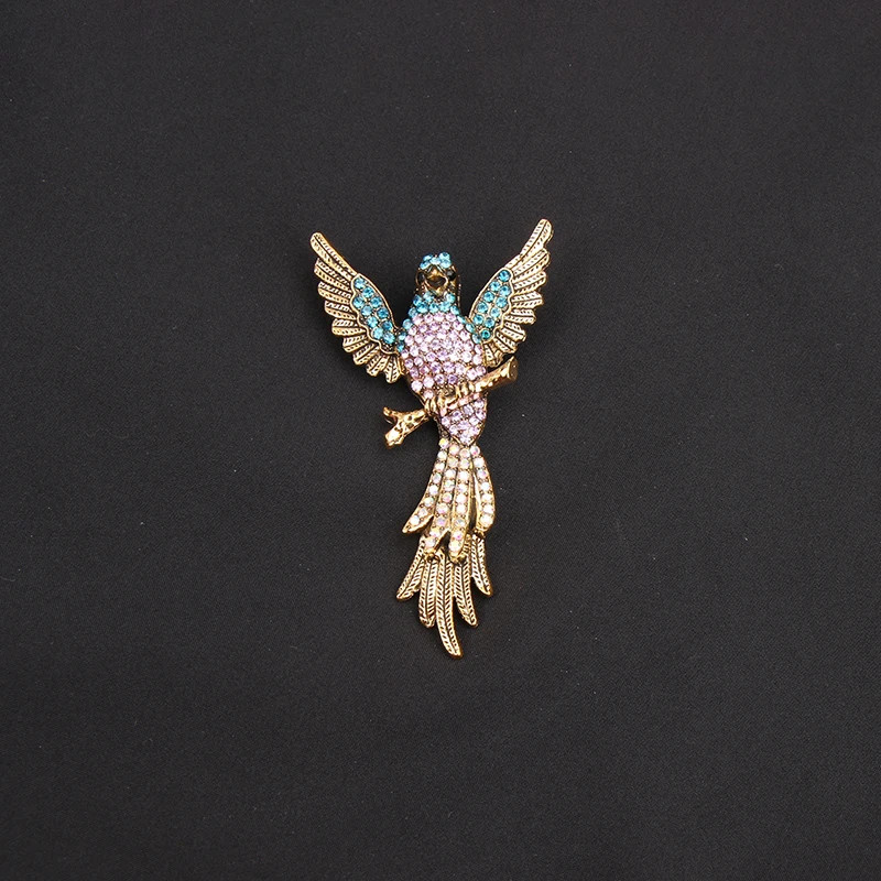 Women Men Unisex hummingbird Lover Brooch Fashion Fruit Pins Badge Jewelry