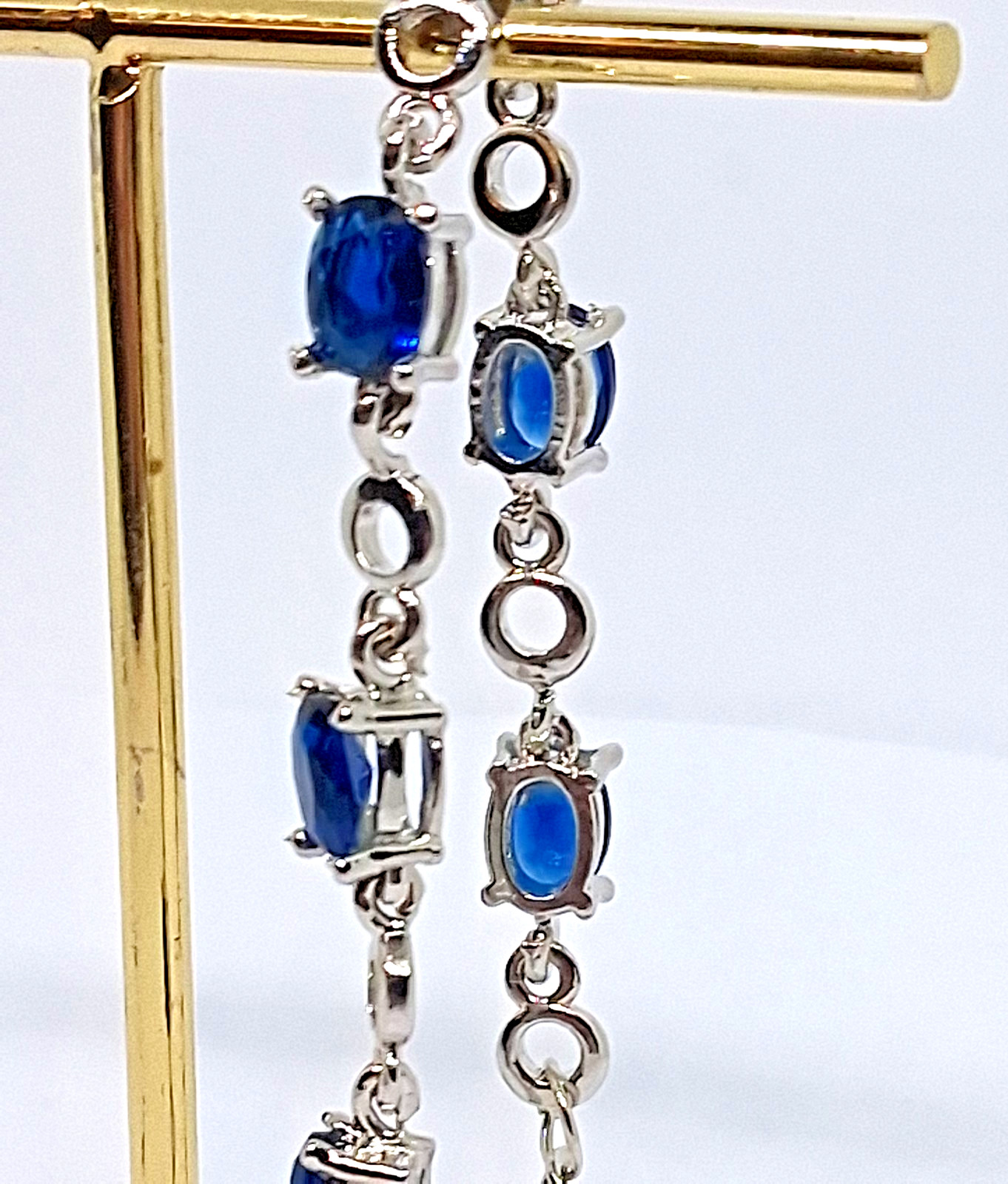 Vintage Silver Tone Blue Glass Rhinestone Tennis Bracelet Size- 7 Inch