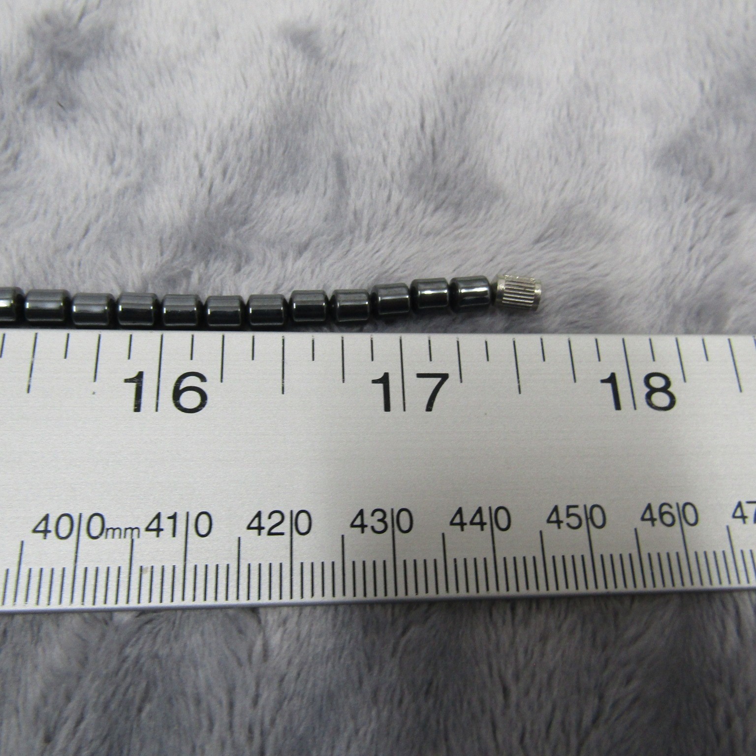 Women’s Jewelry Black Necklace Hematite Beads None Magnetic